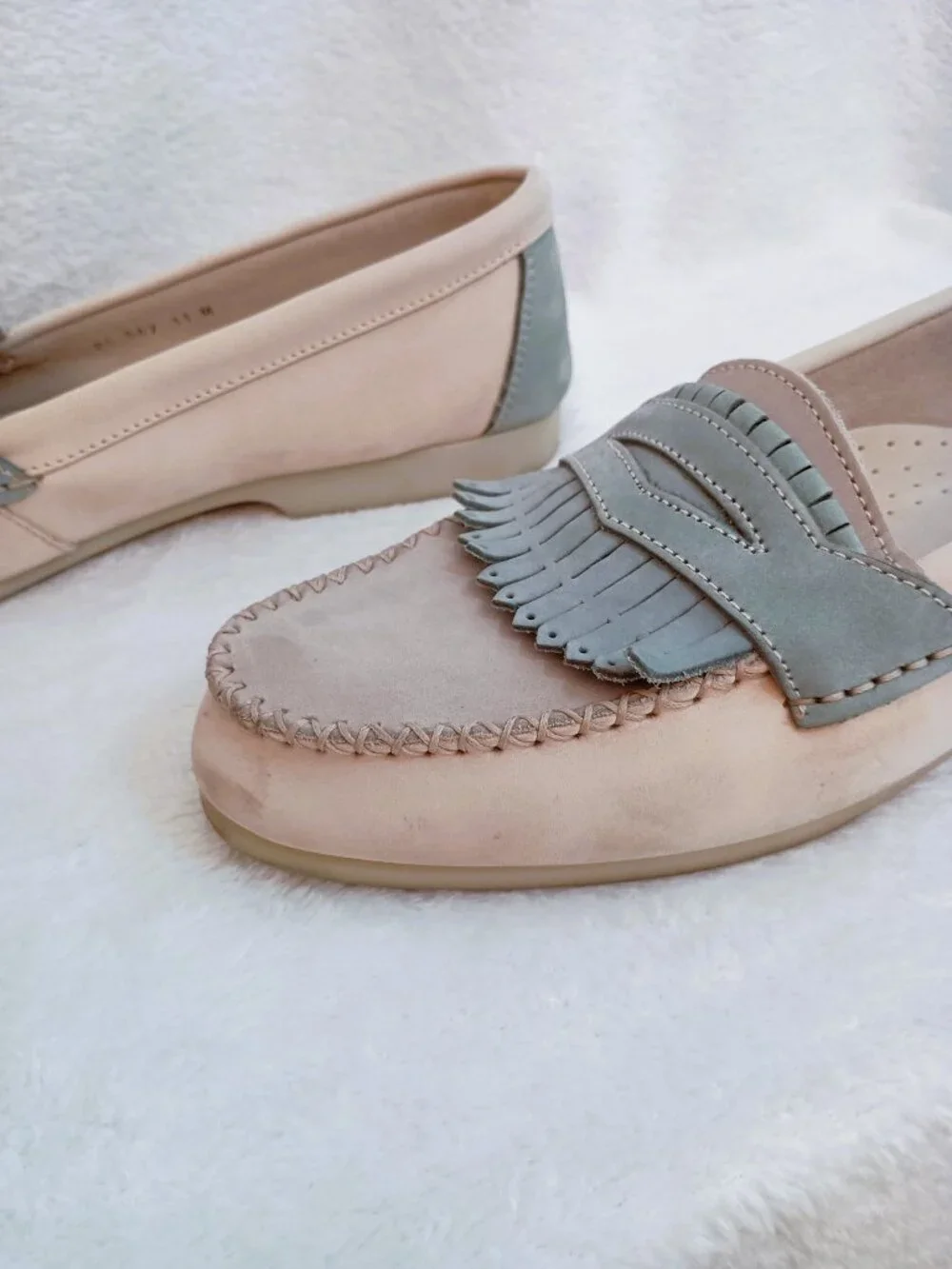 Johnston and Murphy Loafers Sz 11 M Italy Cream Gray Blue Nubuck Leather